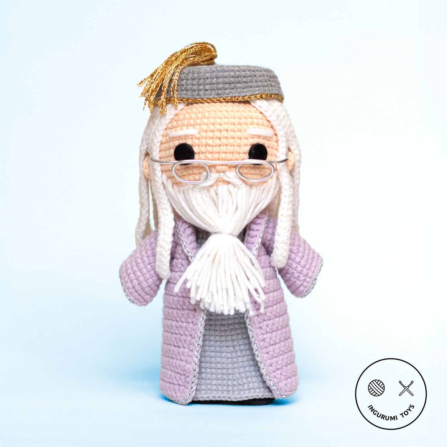 Amigurumi crochet pattern – Dumbledore toy with a lilac cloak and iconic half-moon shaped glasses