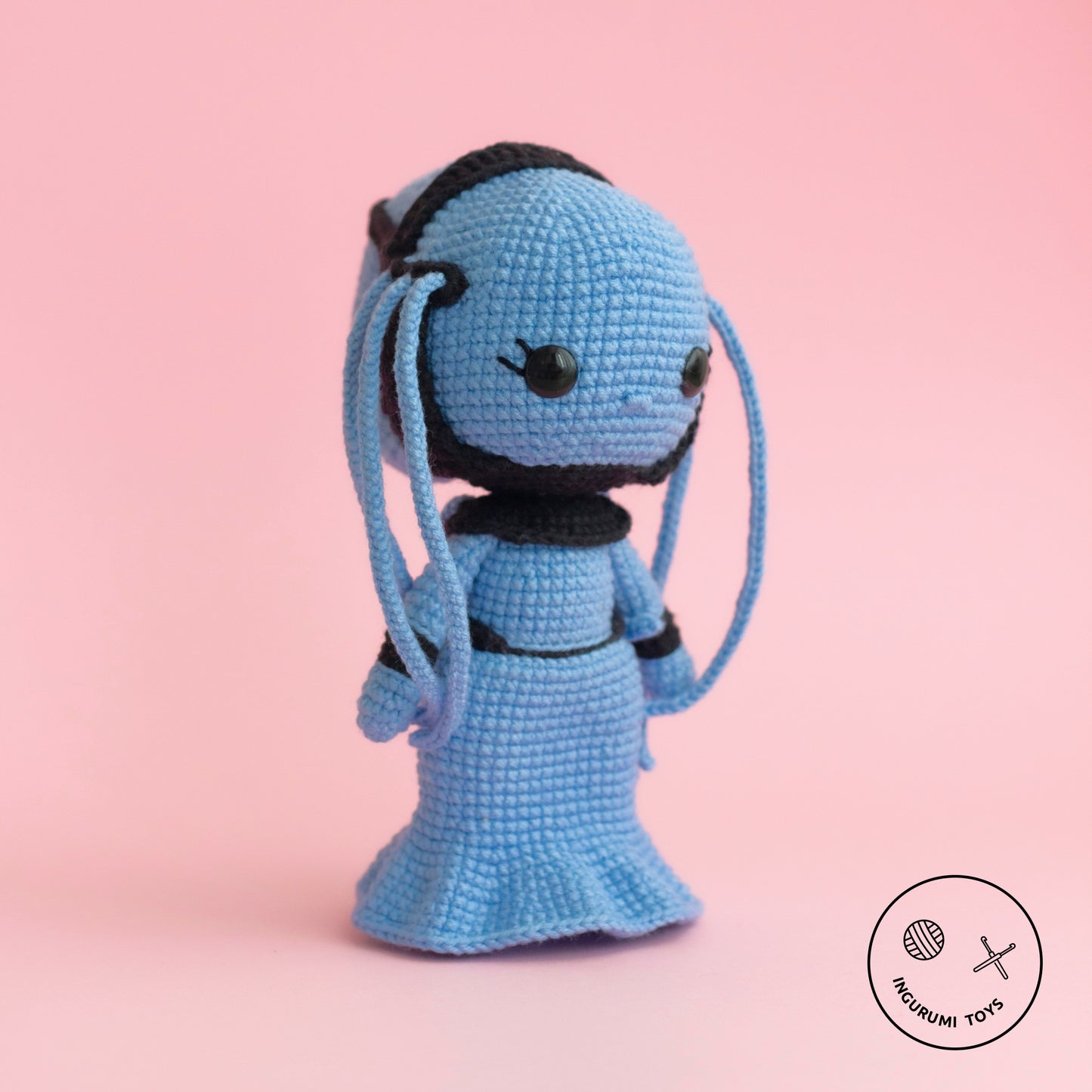 Amigurumi crochet pattern featuring Diva Plavalaguna from The Fifth Element — perfect for ’90s kids and sci-fi geeks who love crochet