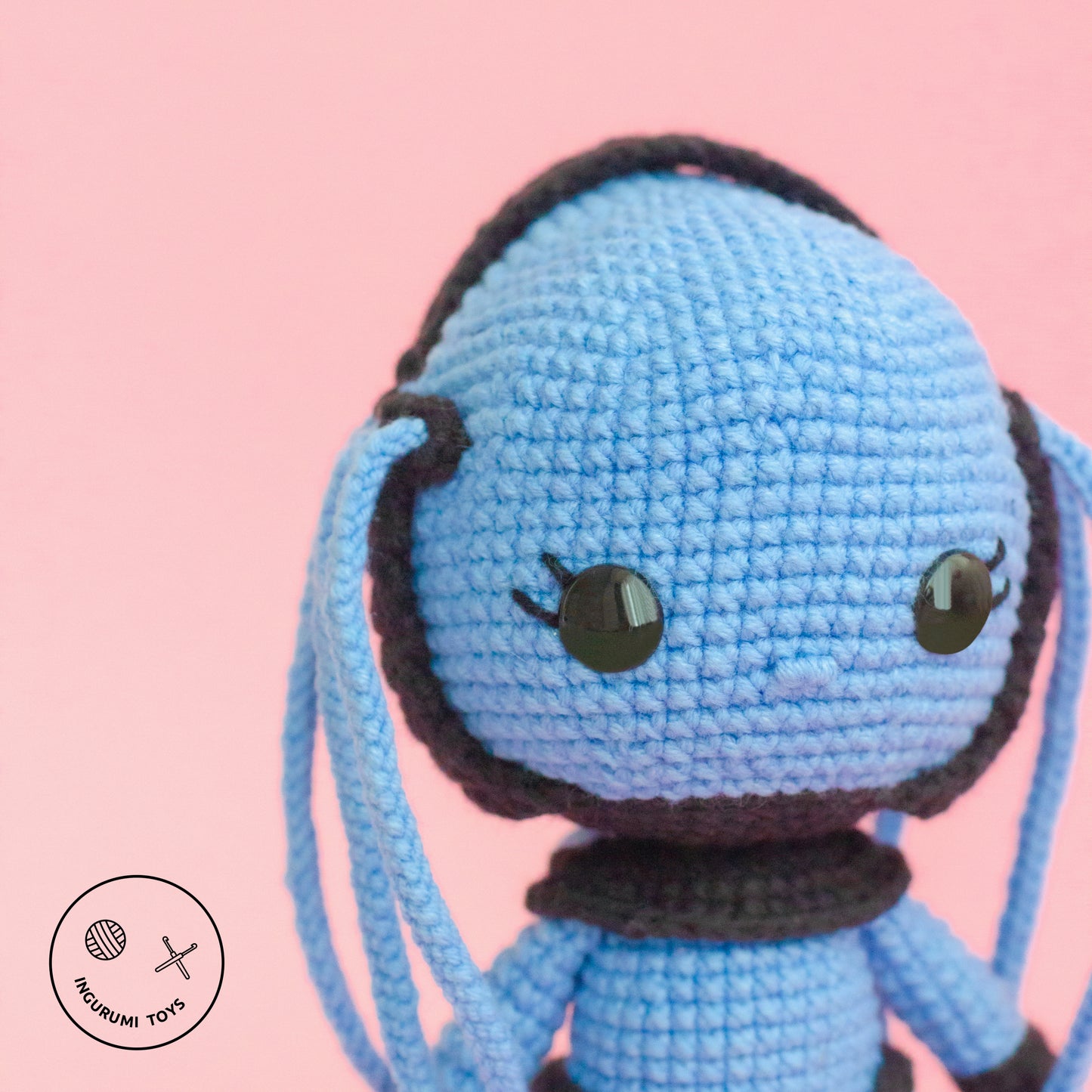 Detailed crochet pattern of Diva Plavalaguna from The Fifth Element for amigurumi fans and sci-fi lovers