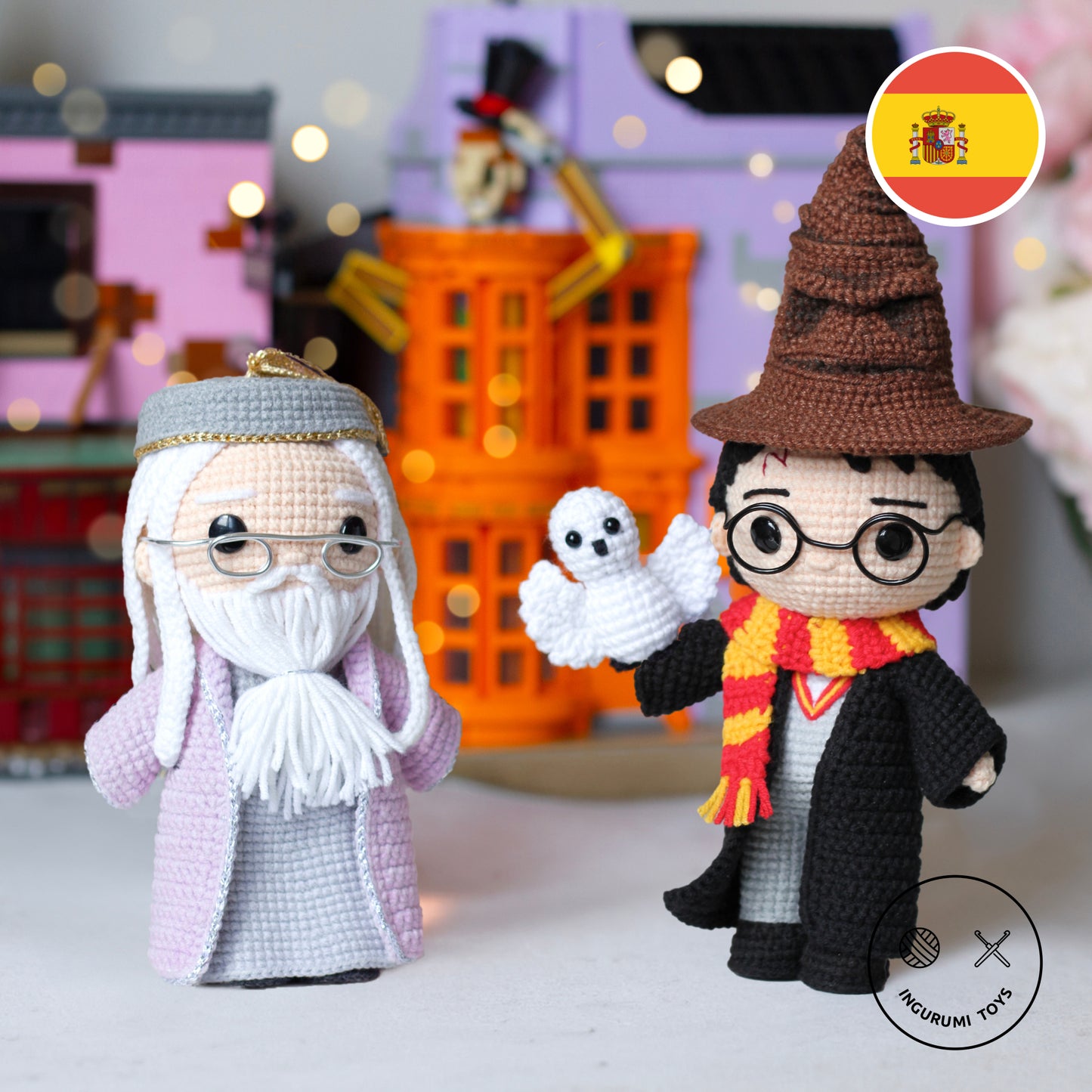 Muñecos amigurumi de Harry Potter, Dumbledore y el Sombrero Seleccionador tejidos a crochet, hechos a mano con patrones en PDF disponibles en inglés y español.
